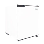 یخچال 3 فوت ایستکول مدل 2403، با ارتفاع 59، عمق 53 و پهنای 45 سانتی‌ متر، میزان مصرف انرژی A+، دارای 2 طبقه، دارای سیستم دیفراست