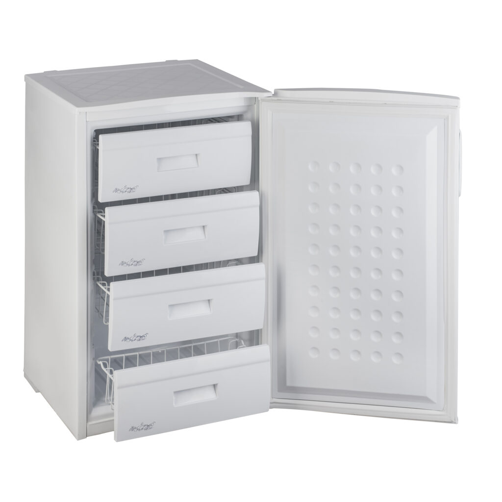 فریزر 6 فوت ایستکول مدل 2946